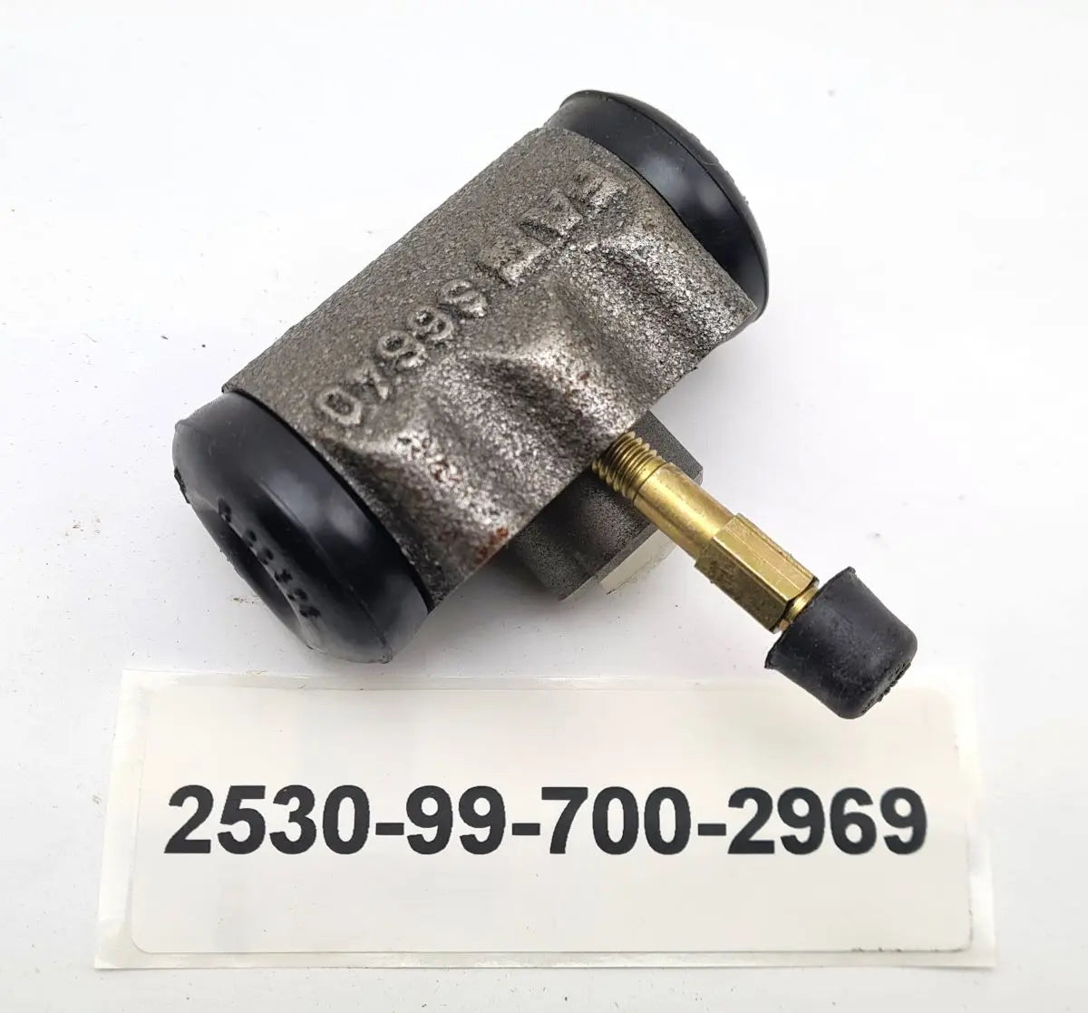 2530-99-700-2969 - Brake Cylinder - Fork Lift truck - W17 - Kalmer Climax 124-810 Kalmar UK Ltd battlegroup-raydon